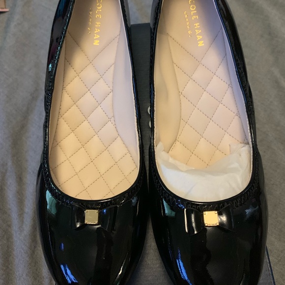 cole haan tali mini bow wedge